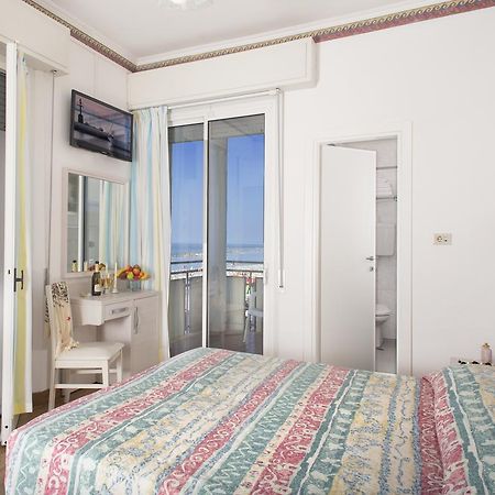 Hotel Titanus Bellaria – Igea Marina Kültér fotó