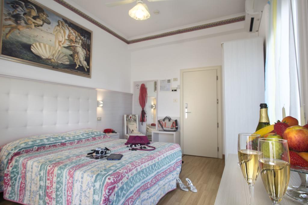 Hotel Titanus Bellaria – Igea Marina Kültér fotó