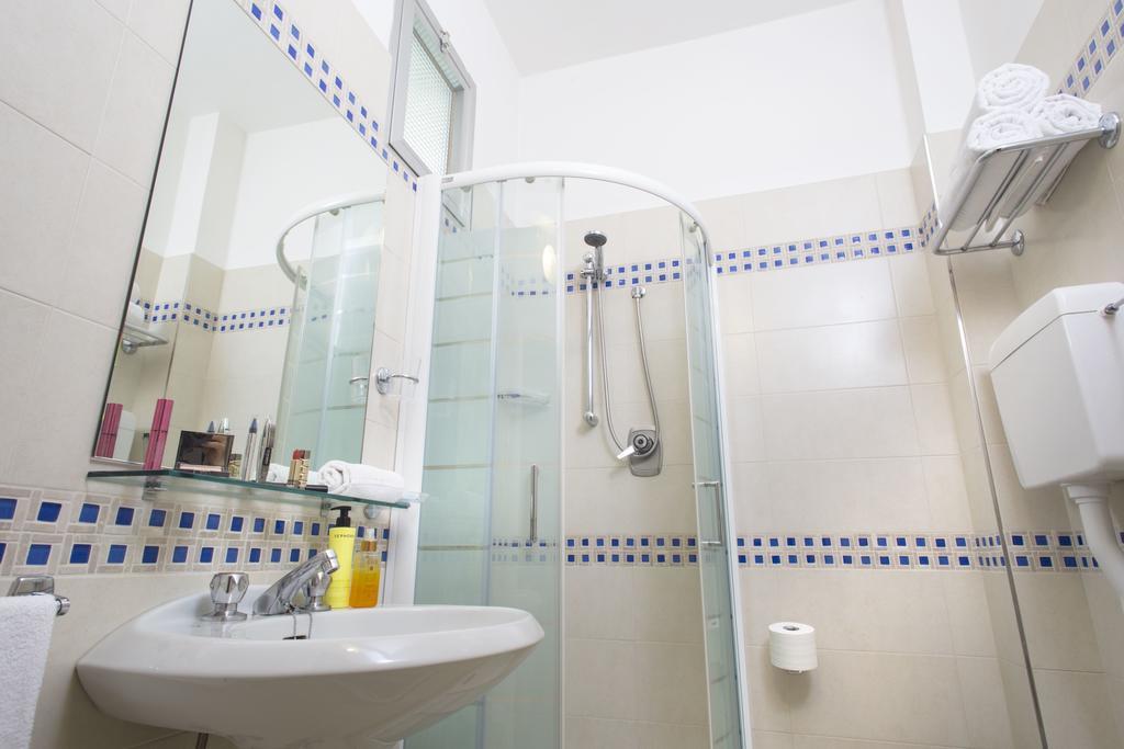 Hotel Titanus Bellaria – Igea Marina Kültér fotó