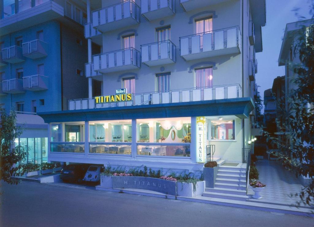 Hotel Titanus Bellaria – Igea Marina Kültér fotó